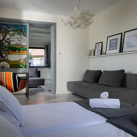 Male Letnisko, Butikowy Blisko Zatoki 아파트 *