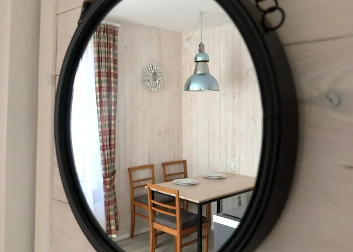 Male Letnisko, Butikowy Blisko Zatoki Puck